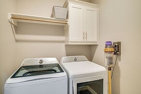 Bryan Home w/ Covered Patio: 6 Mi to Texas A&m!