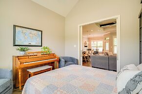 Bryan Home w/ Covered Patio: 6 Mi to Texas A&m!