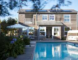 Beachfront House w Pool Steam