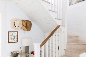 Beachfront House w Pool Steam