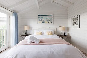 Beachfront House w Pool Steam