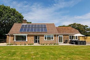 Idyllic 3 Bed Country Cottage