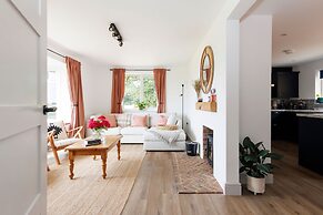 Idyllic 3 Bed Country Cottage