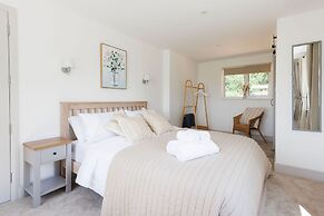 Idyllic 3 Bed Country Cottage