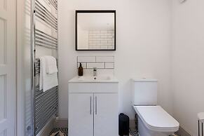 Idyllic 3 Bed Country Cottage