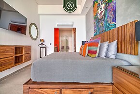 Condo With Oceanview - 2BR Condo - Rooftop Pool