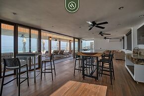 Condo With Oceanview - 2BR Condo - Rooftop Pool