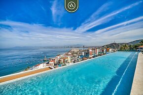 Condo With Oceanview - 2BR Condo - Rooftop Pool