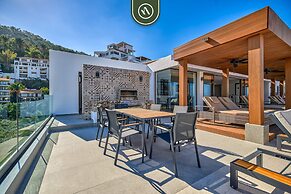 Condo With Oceanview - 2BR Condo - Rooftop Pool