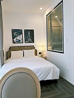 LOUIS HOUSE