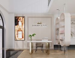 LOUIS HOUSE