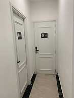 LOUIS HOUSE
