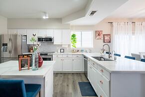 The Copper House 5 Bedroom Home by RedAwning