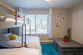 The Copper House 5 Bedroom Home by RedAwning