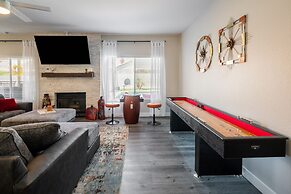 The Copper House 5 Bedroom Home by RedAwning