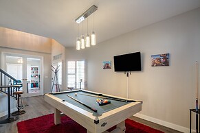 The Copper House 5 Bedroom Home by RedAwning