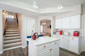 The Copper House 5 Bedroom Home by RedAwning