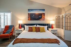 The Copper House 5 Bedroom Home by RedAwning