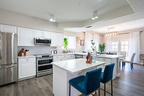 The Copper House 5 Bedroom Home by RedAwning