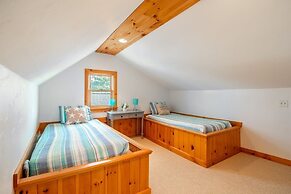 Immaculate Waterfront Beach House 5 Bedroom Home by RedAwning