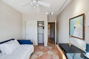 The Perfect Family Escape: Spacious And Cozy 5 Bedroom Home by RedAwni