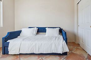 The Perfect Family Escape: Spacious And Cozy 5 Bedroom Home by RedAwni