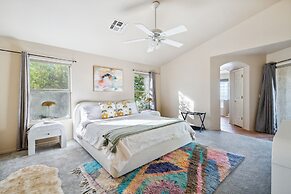 The Perfect Family Escape: Spacious And Cozy 5 Bedroom Home by RedAwni