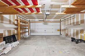 The Perfect Family Escape: Spacious And Cozy 5 Bedroom Home by RedAwni