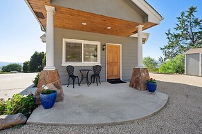 Serene Retreat In The Heart Of Slo 6 Bedroom Home by RedAwning