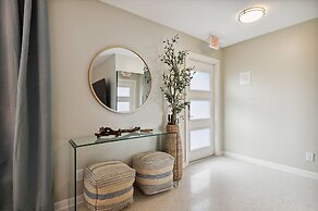 Marlin Manor 4 Bedroom Home by RedAwning