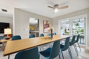 Marlin Manor 4 Bedroom Home by RedAwning