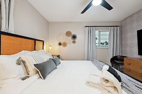 Marlin Manor 4 Bedroom Home by RedAwning