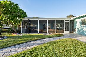 Marlin Manor 4 Bedroom Home by RedAwning