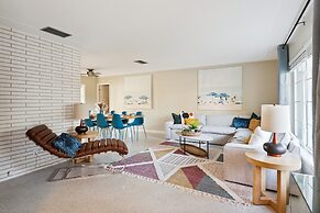 Marlin Manor 4 Bedroom Home by RedAwning