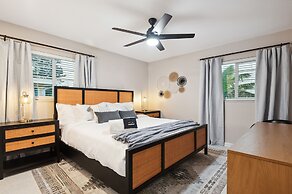 Marlin Manor 4 Bedroom Home by RedAwning