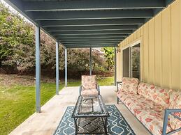 Awaa Place At Kamuela Heights 4 Bedroom Home by RedAwning