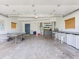 Awaa Place At Kamuela Heights 4 Bedroom Home by RedAwning