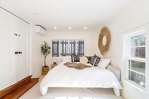 Gorgeous 1920s Bungalow 3 Bedroom Bungalow by RedAwning