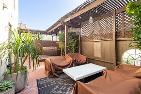 Gorgeous 1920s Bungalow 3 Bedroom Bungalow by RedAwning