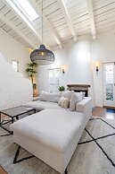 Gorgeous 1920s Bungalow 3 Bedroom Bungalow by RedAwning