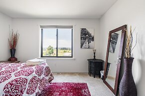 Sunnyside Sanctuary 3 Bedroom Home by RedAwning