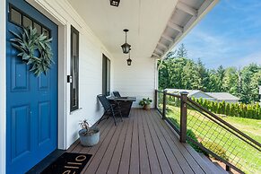 Sunnyside Sanctuary 3 Bedroom Home by RedAwning