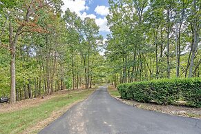 Contemporary Architectural Gem: Modern Retreat 5 Bedroom Home