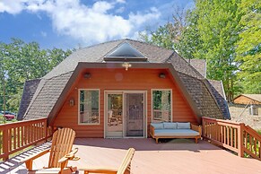 Contemporary Architectural Gem: Modern Retreat 5 Bedroom Home