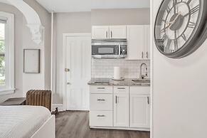 Trolley Teacup Charming Cozy Studio 1 Bedroom Apts by RedAwning