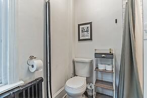 Trolley Teacup Charming Cozy Studio 1 Bedroom Apts by RedAwning