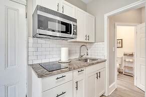 Trolley Teacup Charming Cozy Studio 1 Bedroom Apts by RedAwning