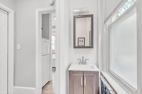 Trolley Teacup Charming Cozy Studio 1 Bedroom Apts by RedAwning