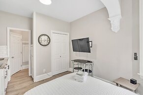 Trolley Teacup Charming Cozy Studio 1 Bedroom Apts by RedAwning