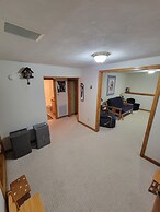 Adirondack Cozy Cottage Hideaway 4 Bedroom Home by RedAwning